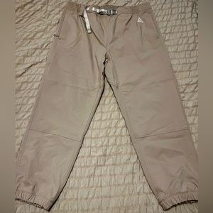 Nike ACG Men’s Trail Pant-XL- NEW w/o Tags